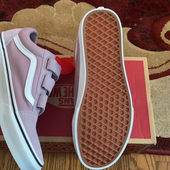 🎁🎄 🎁🎄🎁🎄 🎁🎄🎁🎄
👟NWT Unisex Old Skool Vans 👟 - Picture 9 of 11